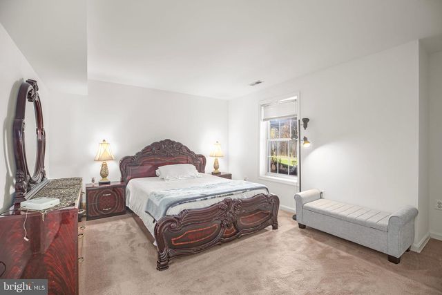 6 KIP CT, Stafford, VA 22554