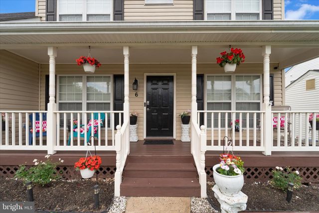 6 KIP CT, Stafford, VA 22554