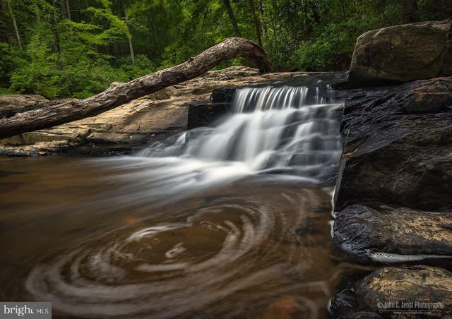 6 KIP CT, Stafford, VA 22554