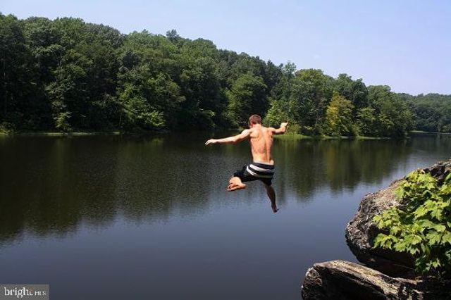 6 KIP CT, Stafford, VA 22554