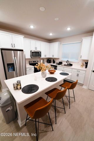 181 BARSTOW Place, Jacksonville, FL 32204