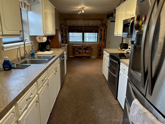 1707 Beaver, Muskogee, OK 74403