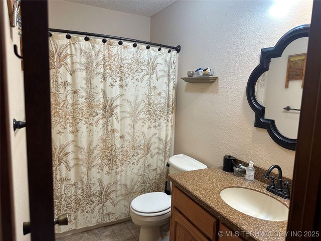 1707 Beaver, Muskogee, OK 74403