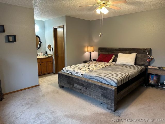 1707 Beaver, Muskogee, OK 74403