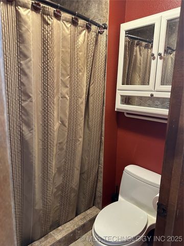 1707 Beaver, Muskogee, OK 74403