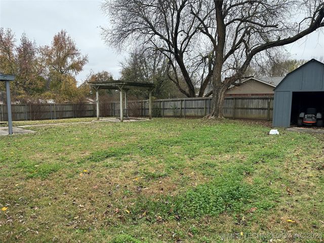 1707 Beaver, Muskogee, OK 74403