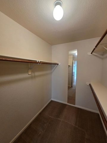 11805 Princess Garden Way, Houston, TX 77047