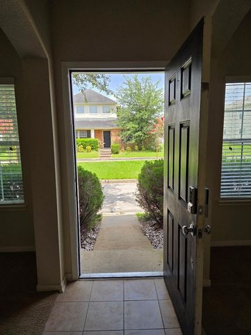11805 Princess Garden Way, Houston, TX 77047