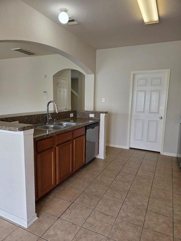 11805 Princess Garden Way, Houston, TX 77047