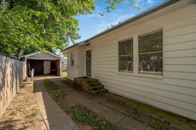 1113 TAYLOR STREET, Wichita Falls, TX 76309