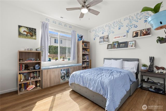 17723 127th Avenue Ct E, Puyallup, WA 98374