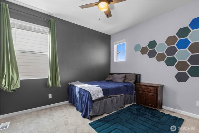 17723 127th Avenue Ct E, Puyallup, WA 98374