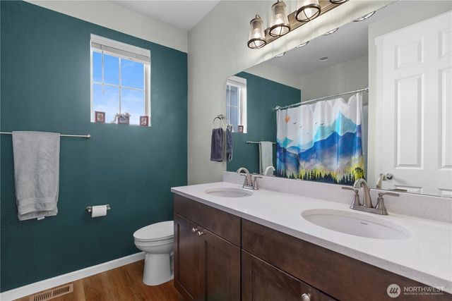 17723 127th Avenue Ct E, Puyallup, WA 98374