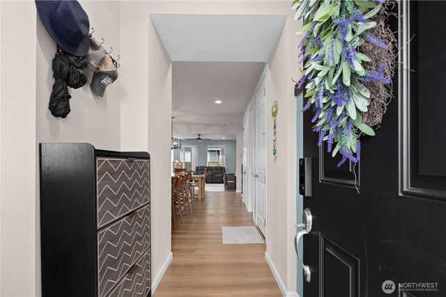 17723 127th Avenue Ct E, Puyallup, WA 98374