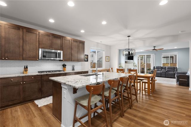 17723 127th Avenue Ct E, Puyallup, WA 98374