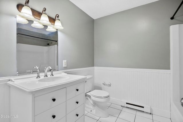 40 Pheasant Court, Saratoga Springs, NY 12866