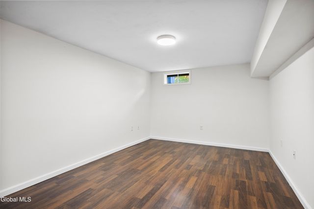 40 Pheasant Court, Saratoga Springs, NY 12866