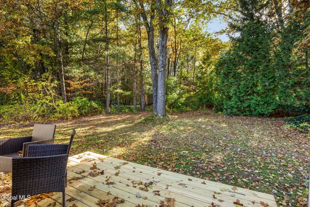 40 Pheasant Court, Saratoga Springs, NY 12866