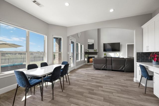 116 Waterstone Drive, Montgomery, TX 77356