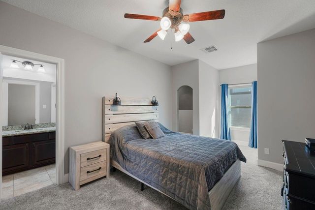 116 Waterstone Drive, Montgomery, TX 77356