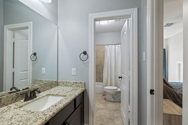 116 Waterstone Drive, Montgomery, TX 77356