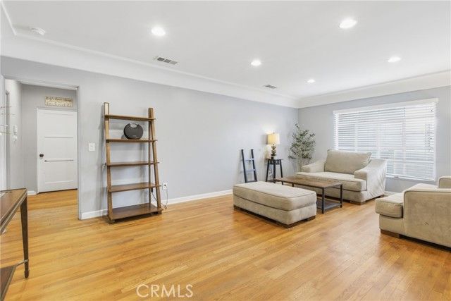 176 W Orange Grove, Pomona, CA 91768