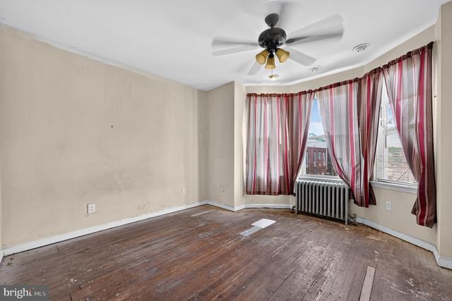 2019 MIFFLIN ST, Philadelphia, PA 19145