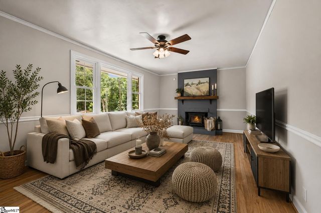 219 Barry Drive, Greer, SC 29650