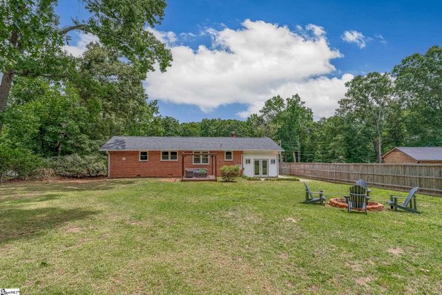 219 Barry Drive, Greer, SC 29650