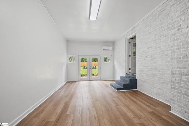 219 Barry Drive, Greer, SC 29650