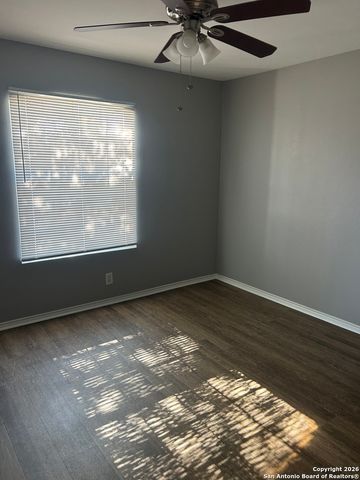 104 Michelle Ln, Boerne, TX 78006