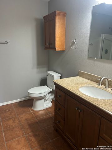 104 Michelle Ln, Boerne, TX 78006