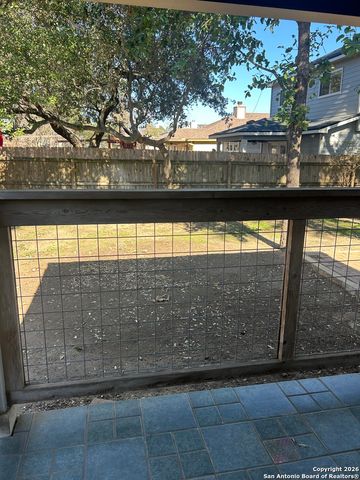 104 Michelle Ln, Boerne, TX 78006