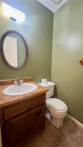 13500 Pioneer Road, Bonner Springs, KS 66012