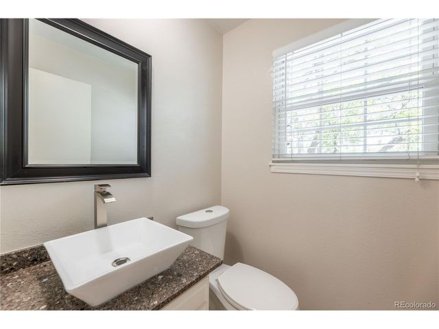 1811 S Quebec Way 3, Denver, CO 80231