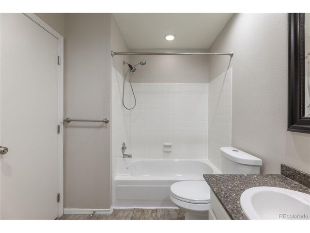 1811 S Quebec Way 3, Denver, CO 80231