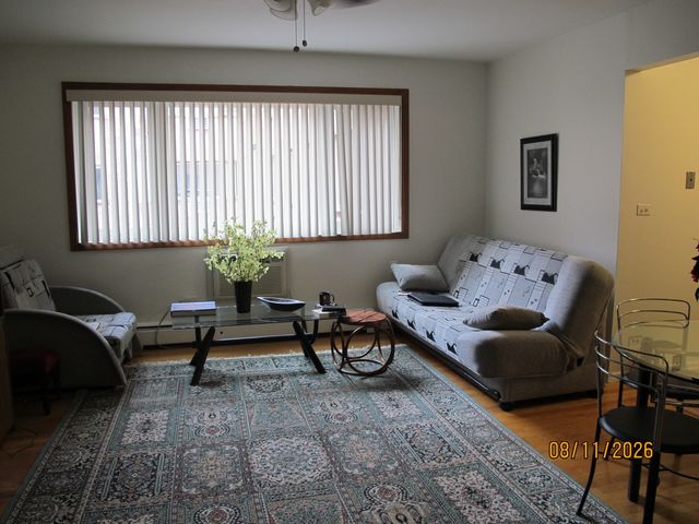 426 W Barry Avenue 409, Chicago, IL 60657