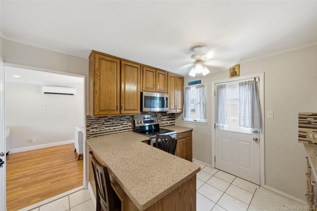 757 Anderson Avenue, Franklin Square, NY 11010