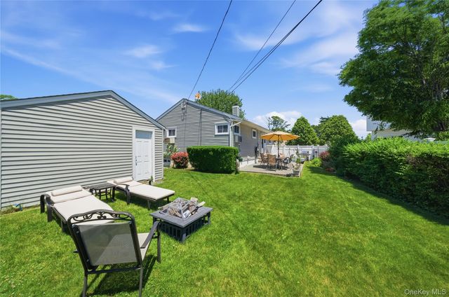 757 Anderson Avenue, Franklin Square, NY 11010