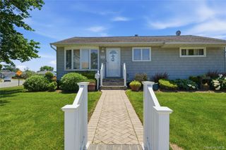 757 Anderson Avenue, Franklin Square, NY 11010