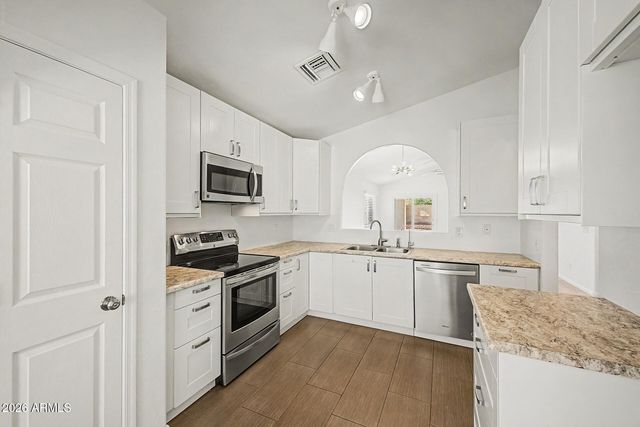 1761 S BUCHANAN Street, Gilbert, AZ 85233