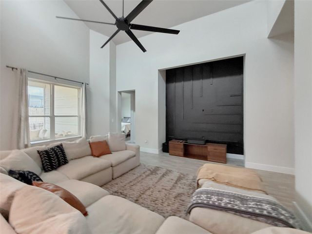 11216 Charger WAY, Manor, TX 78653