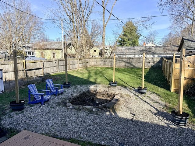 711 Maple Street, Three Rivers, MI 49093
