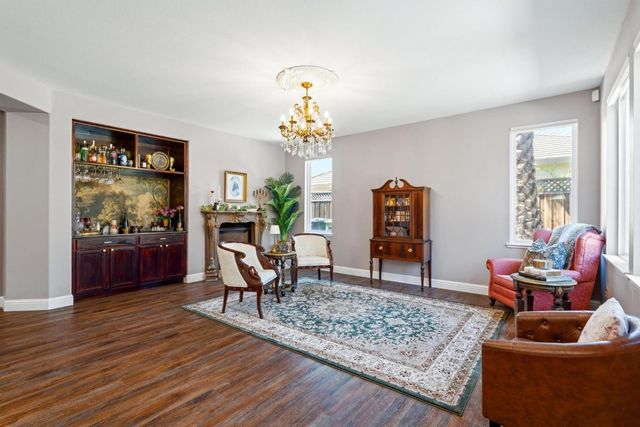 426 S Highland Ave, Ripon, CA 95366