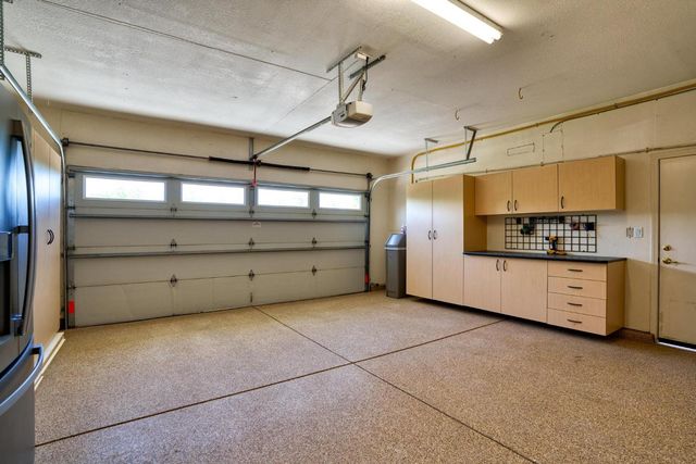 426 S Highland Ave, Ripon, CA 95366