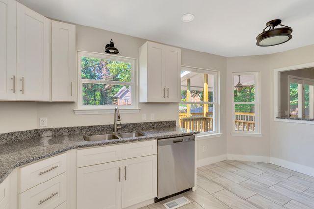 2418 Cedar Creek Drive, Chattanooga, TN 37421
