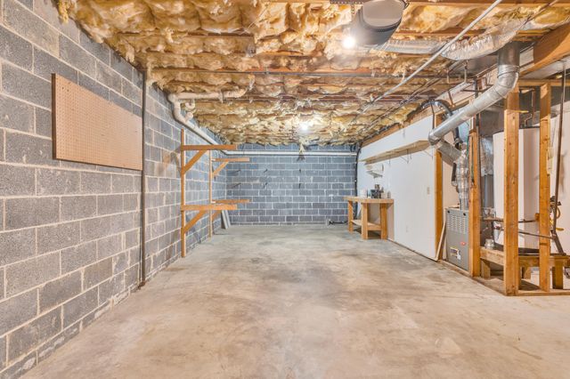 2418 Cedar Creek Drive, Chattanooga, TN 37421