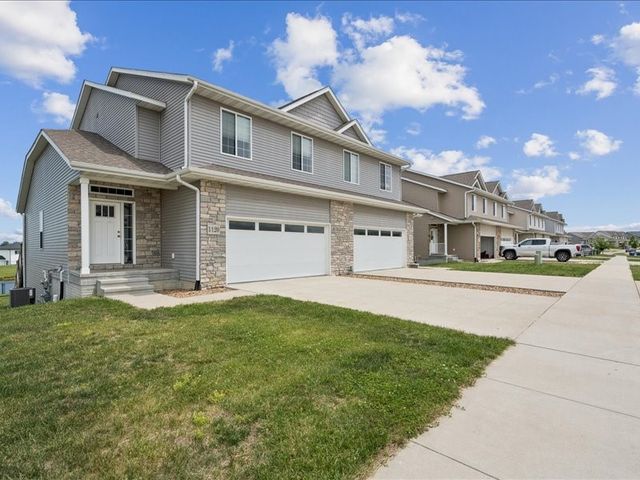 1120 Mary Lane, North Liberty, IA 52317