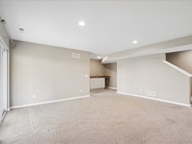 1120 Mary Lane, North Liberty, IA 52317