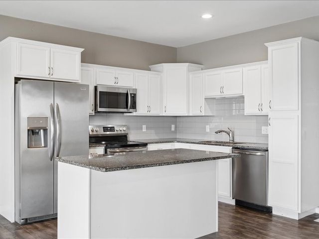 1120 Mary Lane, North Liberty, IA 52317